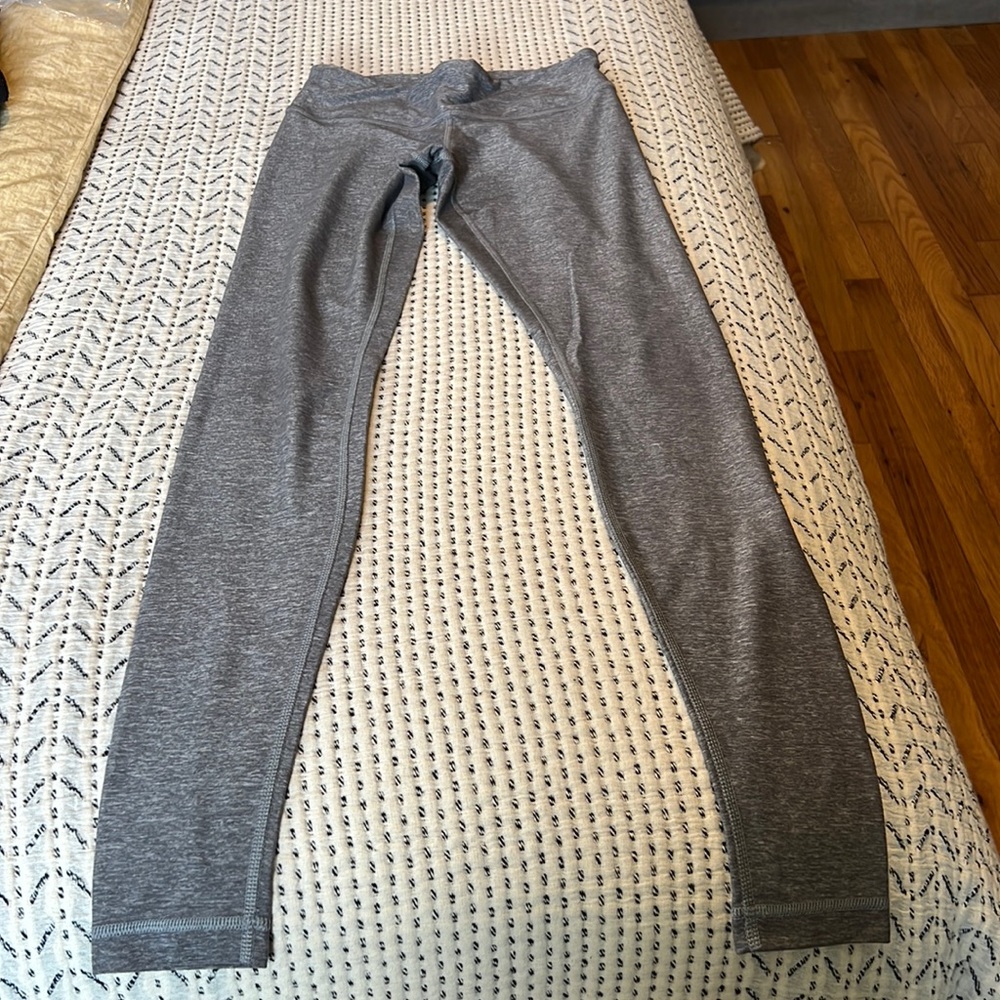 Lulu lemon leggings size 4. Like new.
